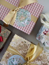Load image into Gallery viewer, 12pk Gift Tags &quot;An enchanted Christmas&quot;