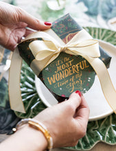 Load image into Gallery viewer, 12pk Gift Tags &quot;An enchanted Christmas&quot;