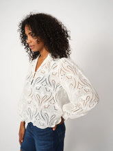 Load image into Gallery viewer, Tazzin Caza Blouse | White