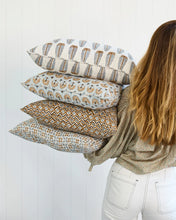 Load image into Gallery viewer, Akola Sahara Linen Cushion