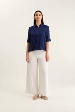 Load image into Gallery viewer, Ruby Linen Shirt in Navy