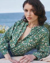 Load image into Gallery viewer, Amy blouse - green floral