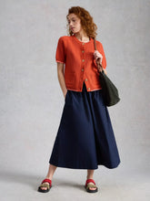 Load image into Gallery viewer, Lauryn Poplin Wide Leg Crop Pant | Dark Navy