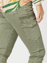 Load image into Gallery viewer, Paige Cargo Pant | Washed Khaki