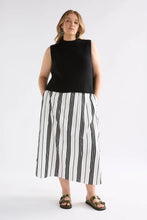 Load image into Gallery viewer, Fez Skirt | Print