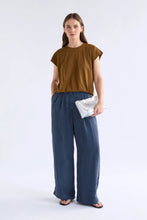 Load image into Gallery viewer, Kruis Tee | Dark Toffee