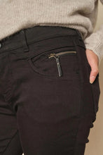 Load image into Gallery viewer, Carla Naomi Deluxe Jeans | Black