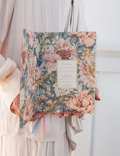Load image into Gallery viewer, 2027 Weekly Productivity Planner - Regency Blooms