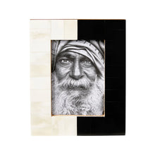 Load image into Gallery viewer, Harlequin Photo Frame 4 x 6