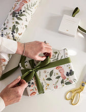 Load image into Gallery viewer, Gift Wrap Roll 3m - Cockatoos