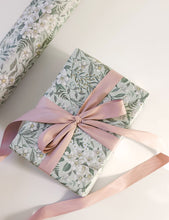 Load image into Gallery viewer, Gift Wrap Roll 3m - Ivory Garden
