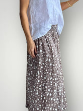 Load image into Gallery viewer, Lulu Skirt | Soil Linen
