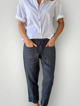 Load image into Gallery viewer, Darcy Pant | Charcoal Linen