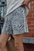 Load image into Gallery viewer, Mila Short | Leopard Linen Blend