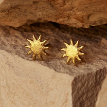 Load image into Gallery viewer, Cala Earrings