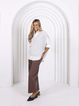 Load image into Gallery viewer, Leo Barrel Jeans | Chocolate