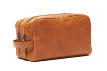Load image into Gallery viewer, Corso Leather Wash Bag