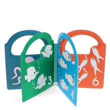Load image into Gallery viewer, Colour Change Bath Book - Ocean