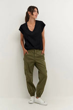Load image into Gallery viewer, Biana T-shirt | Black