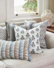 Load image into Gallery viewer, Sikar Walnut Linen Cushion