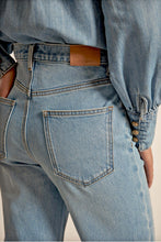 Load image into Gallery viewer, Fond Jean | Mid Denim