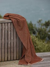 Load image into Gallery viewer, Nero Cotton Bath Towel | Paprika/Cream