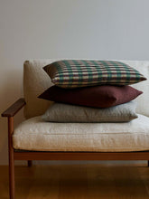 Load image into Gallery viewer, Folio Cushion