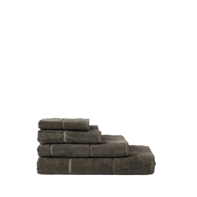 Pia Cotton Hand Towel | Ivy/Multi