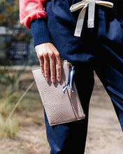 Load image into Gallery viewer, New York Coin Purse | Blush